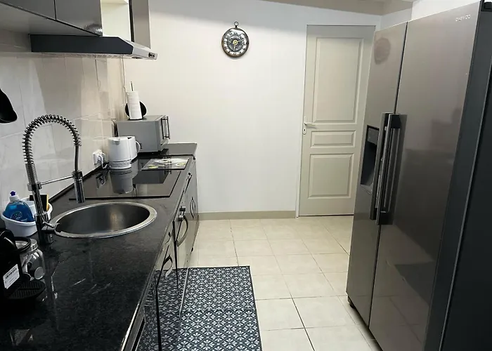 Holiday home Petit Coin De Paradis